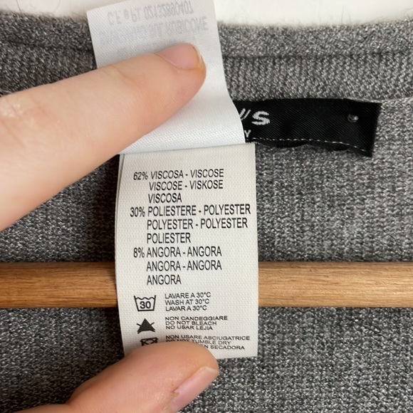 Gray Italian Siste’s Cardigan, Made From Angora - Picture 4 of 4